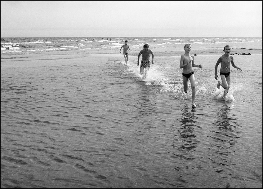 Фото Подростки Мальчики Нудисты На Пляже